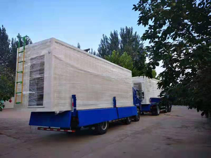 װ������ 